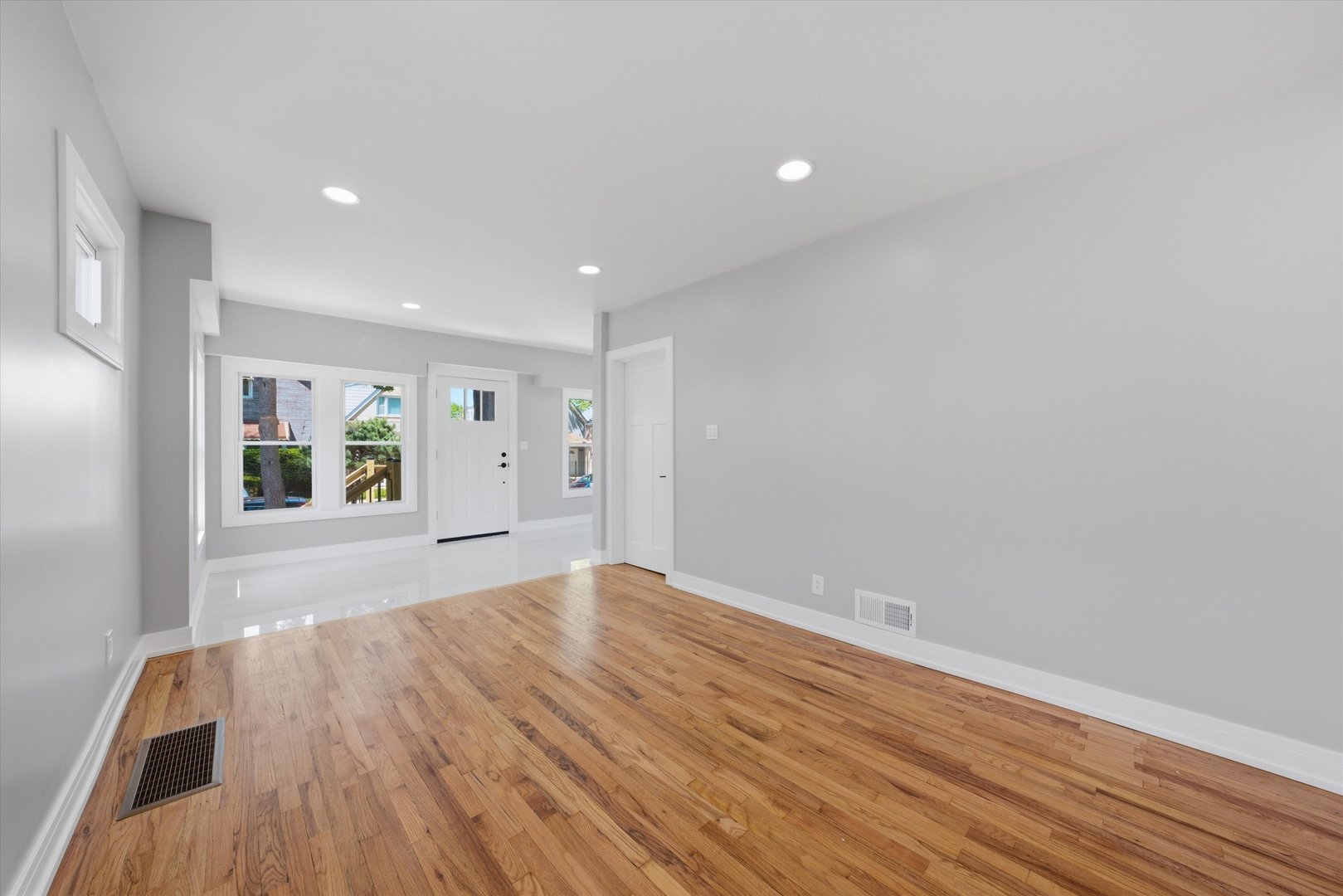 5231 S Homan Avenue, Chicago, IL 60632