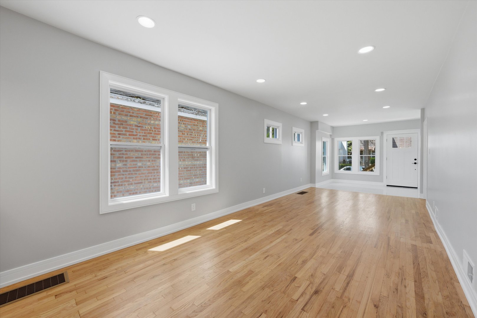 5231 S Homan Avenue, Chicago, IL 60632