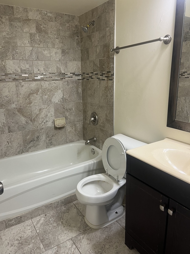 10640 BROOKS Lane #A1, Chicago Ridge, IL 60415