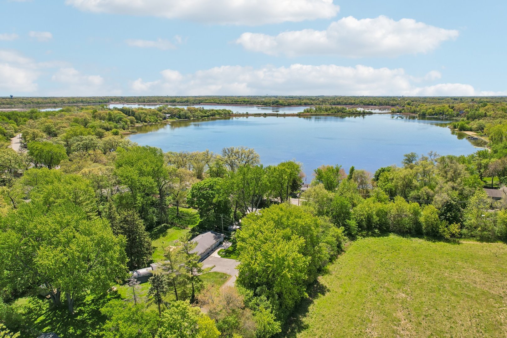 37073 N Antonio Avenue, Lake Villa, IL 60046