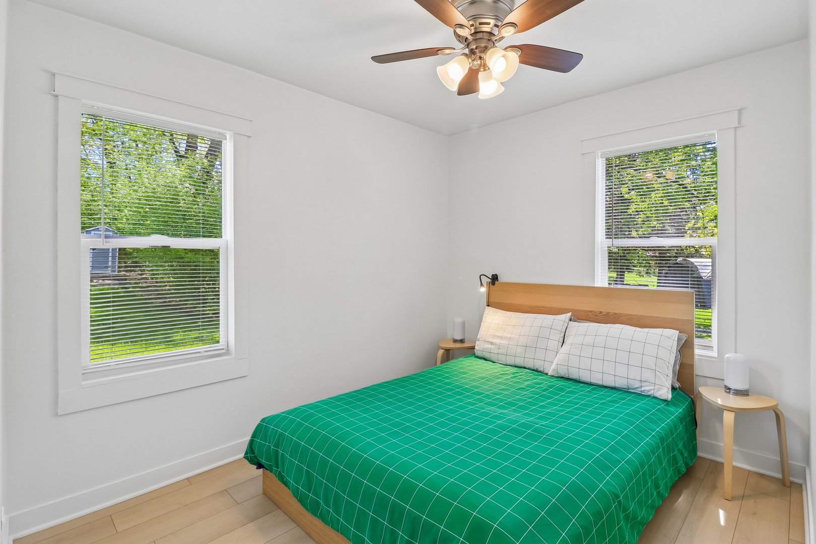 37073 N Antonio Avenue, Lake Villa, IL 60046