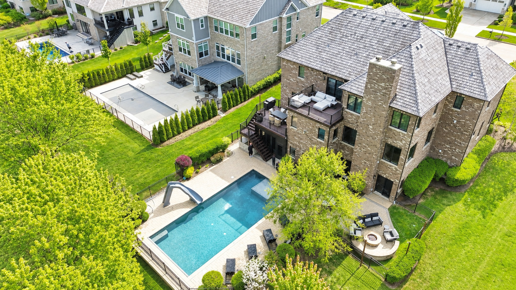 1744 Lake Charles Drive, Vernon Hills, IL 60061