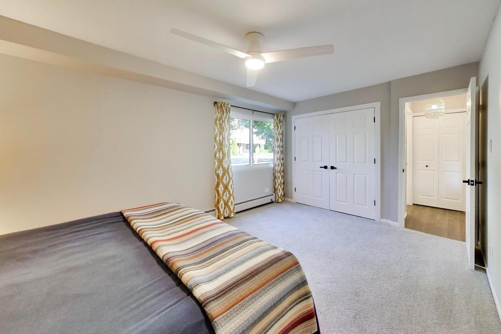2640 N Windsor Drive #103, Arlington Heights, IL 60004