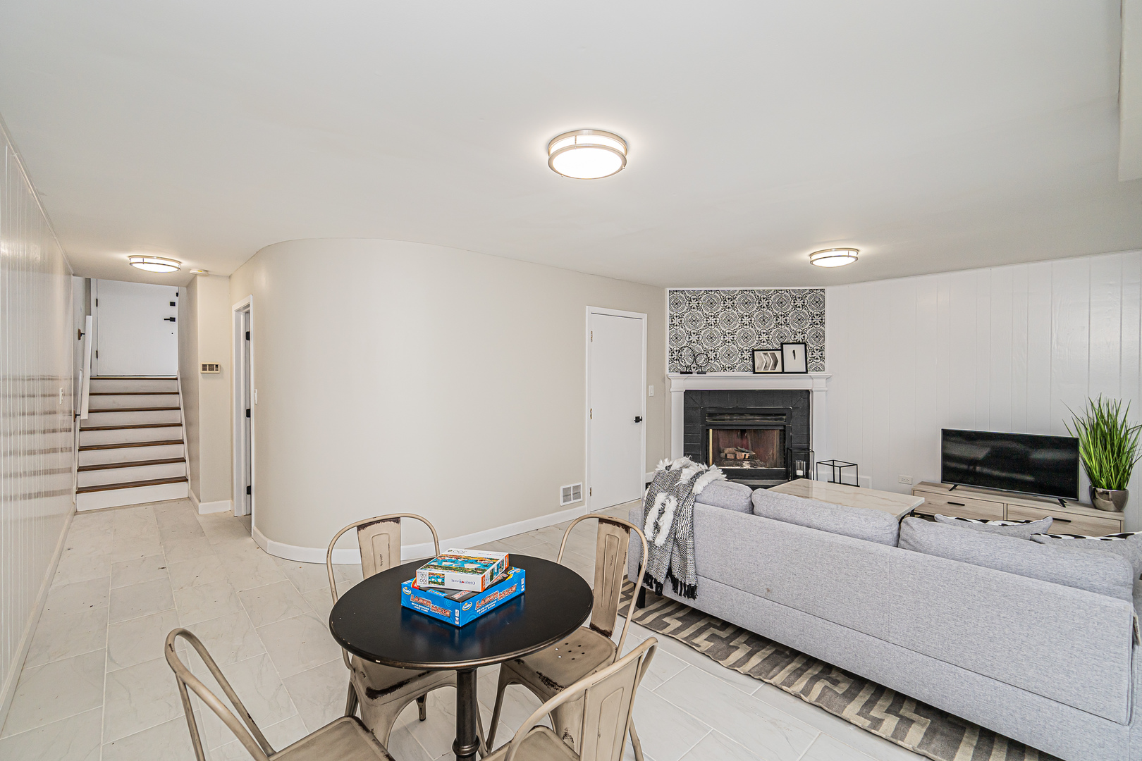432 Skokie Boulevard, Wilmette, IL 60091