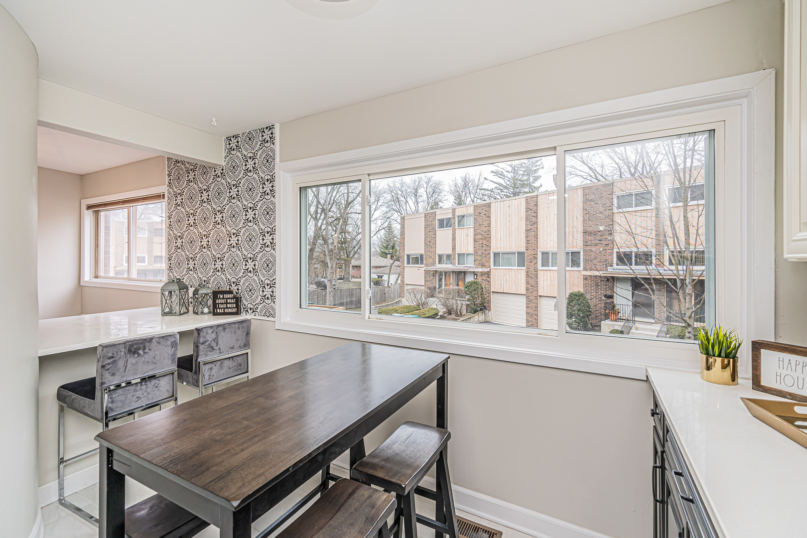 432 Skokie Boulevard, Wilmette, IL 60091