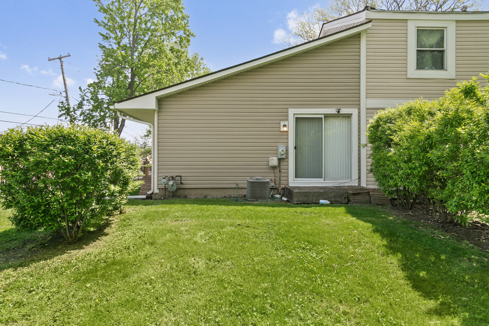 1106 Williamsburg Road, Country Club Hills, IL 60478
