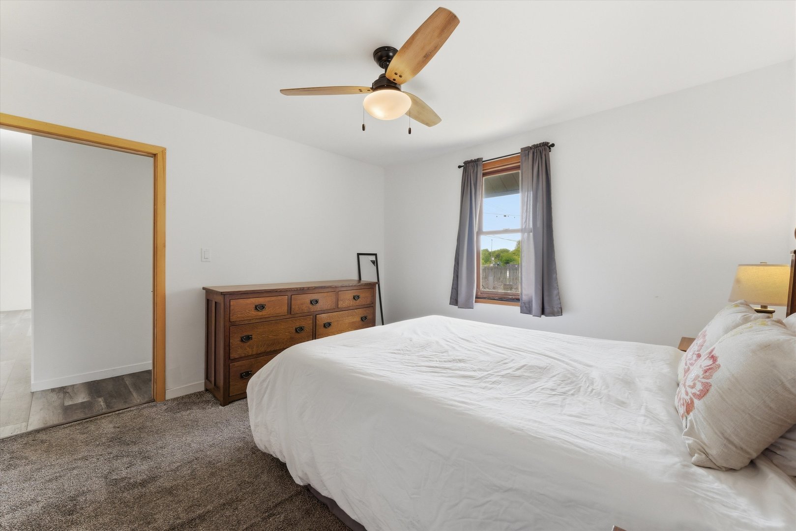 3537 N Lewis Avenue, Beach Park, IL 60087