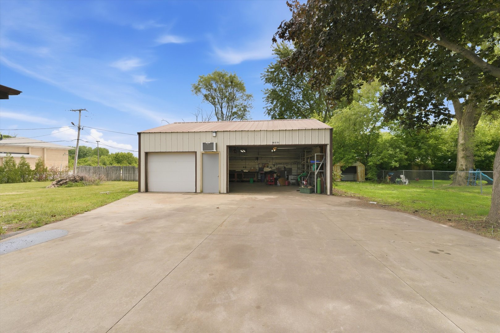 3537 N Lewis Avenue, Beach Park, IL 60087