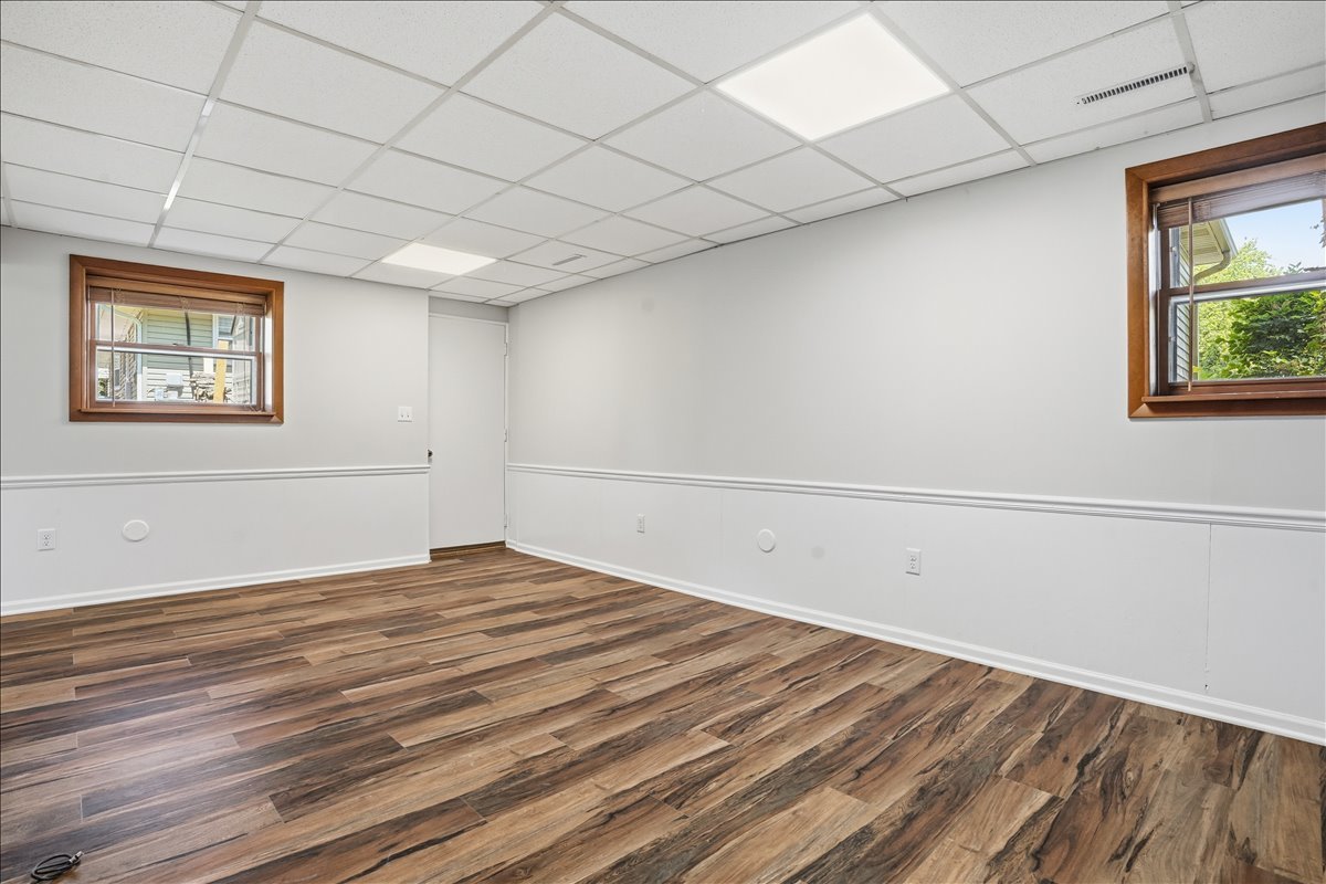 1707 Cherrywood Lane, Lindenhurst, IL 60046