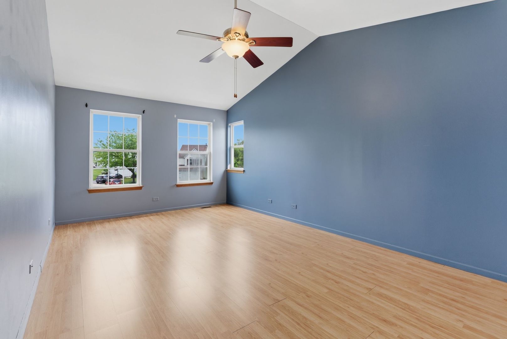 5313 Briarfield Lane, Lake In The Hills, IL 60156