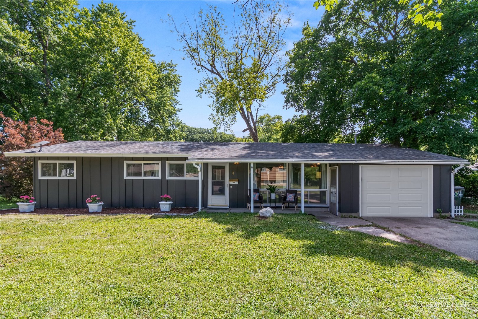 4 Woodcliff Road, Montgomery, IL 60538