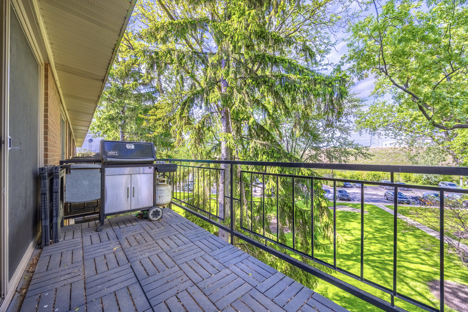 1198 ROYAL GLEN Drive #304A, Glen Ellyn, IL 60137