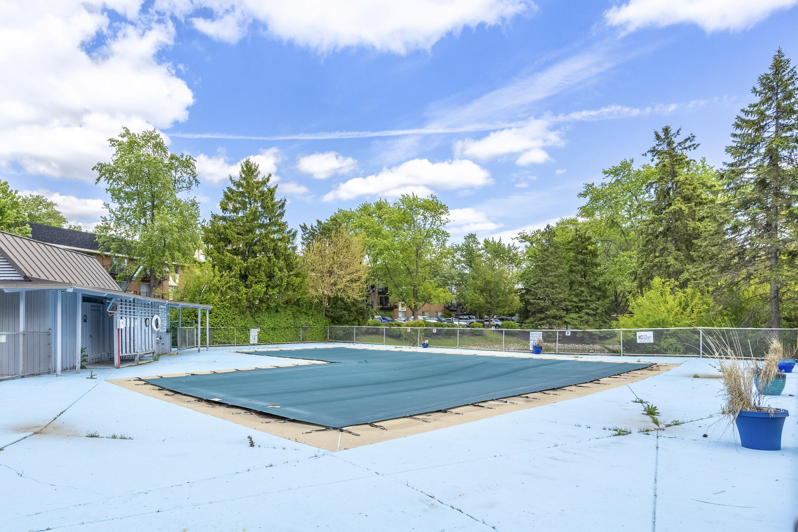 1198 ROYAL GLEN Drive #304A, Glen Ellyn, IL 60137