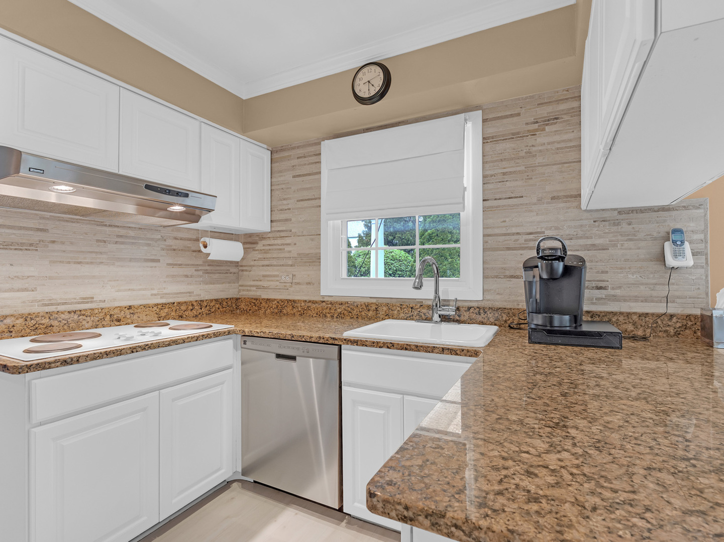 5 Knight Hill Lane, Buffalo Grove, IL 60089