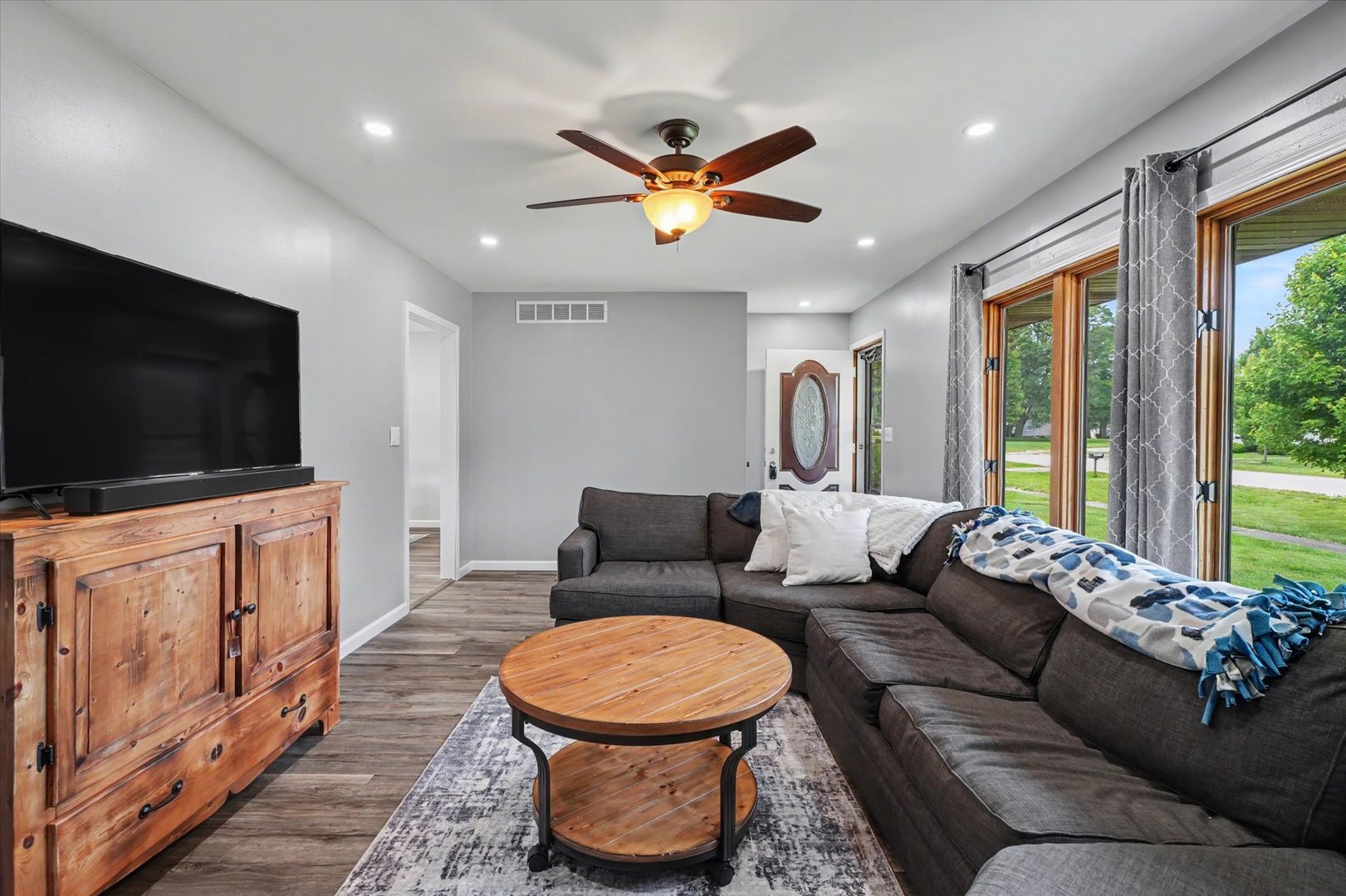 218 N Crossley Street, Melvin, IL 60952