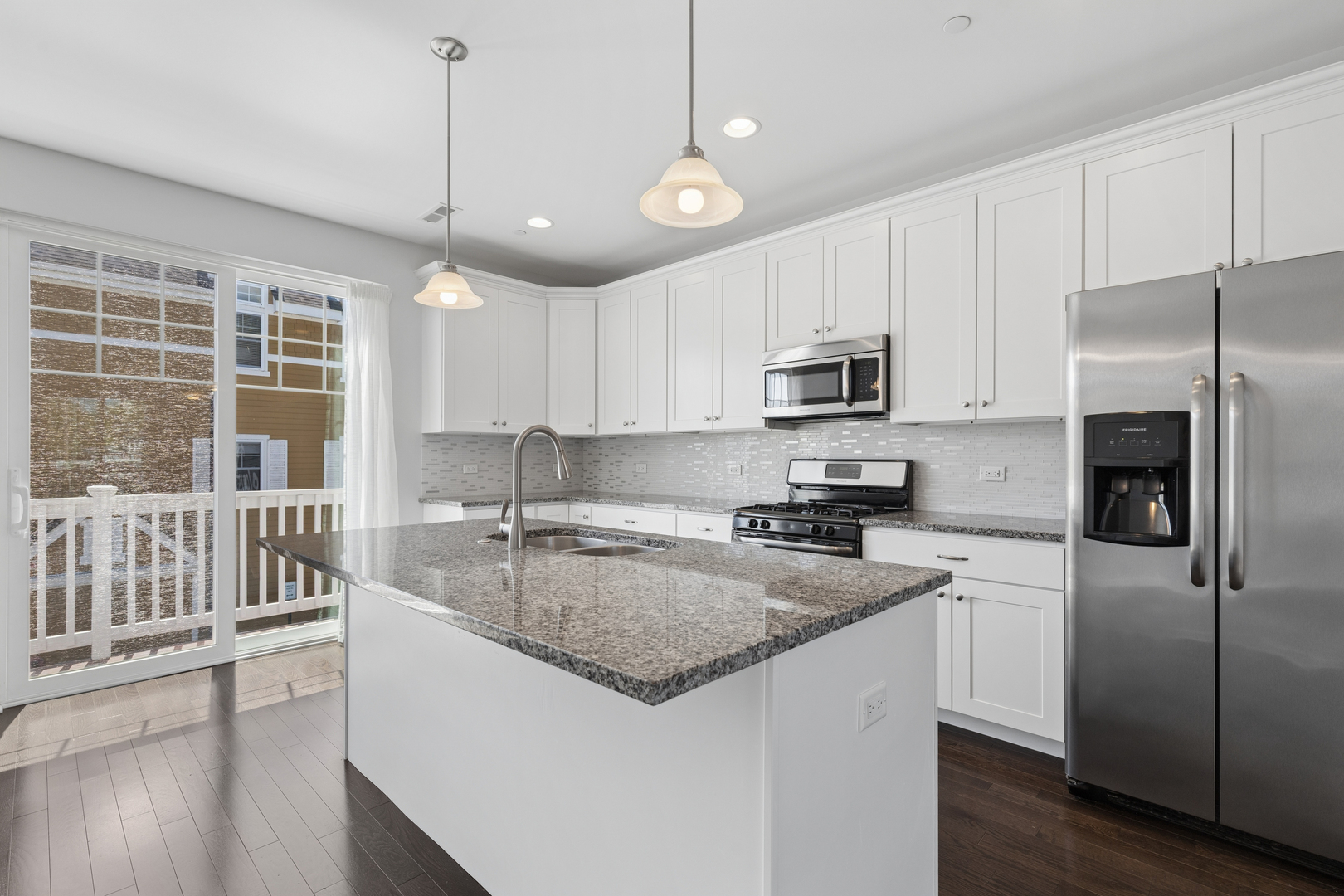 86 Lakeview Place, Lake Zurich, IL 60047