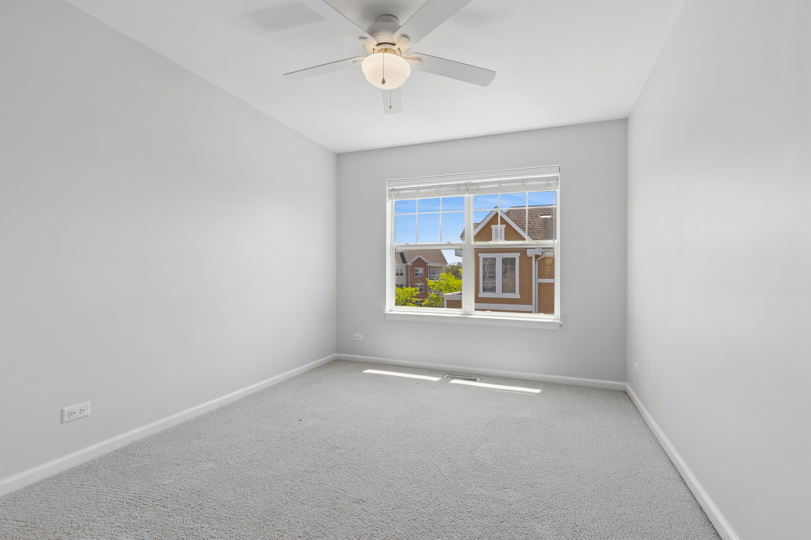 86 Lakeview Place, Lake Zurich, IL 60047
