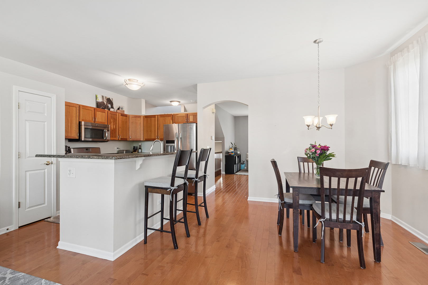 15648 Scotsglen Road, Orland Park, IL 60462