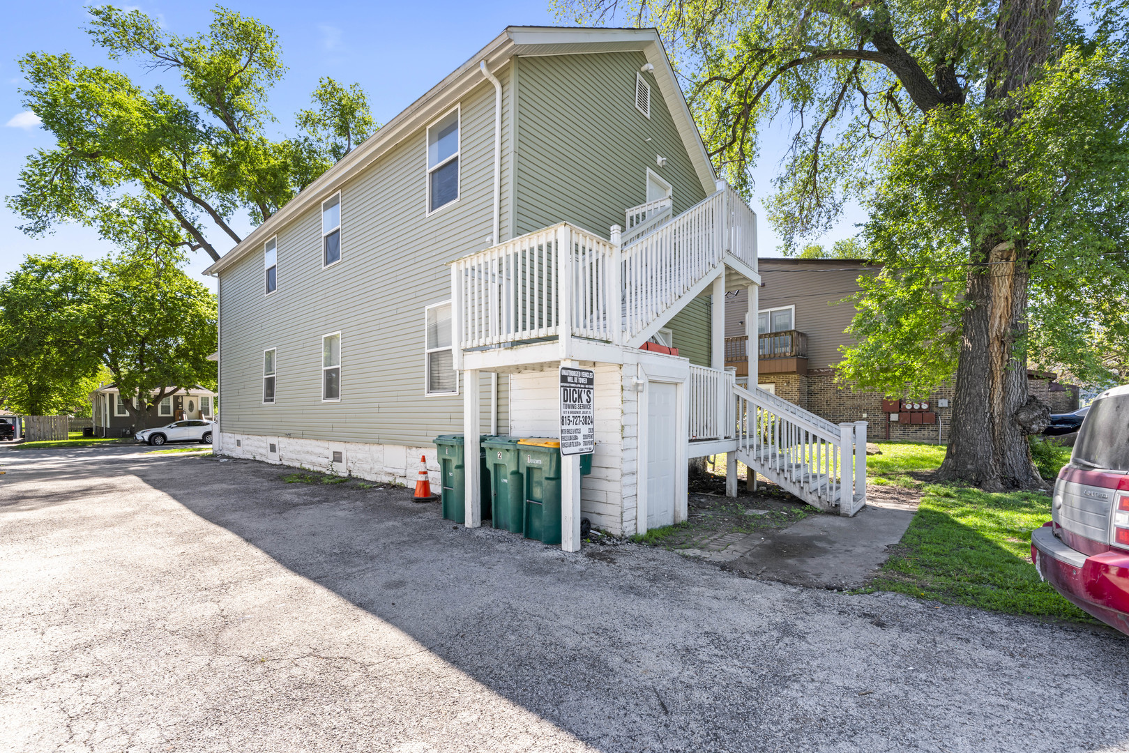 207 S Ottawa Street, Joliet, IL 60436