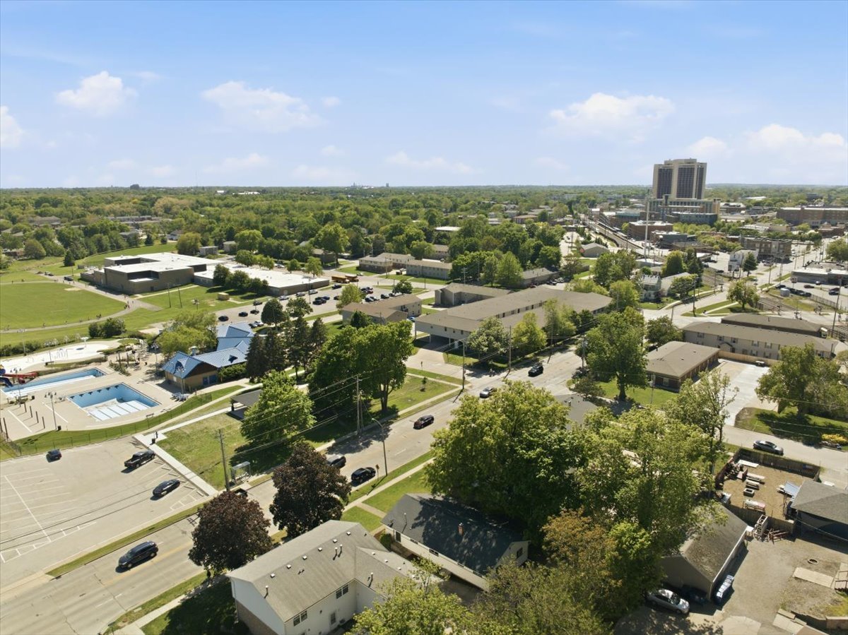 506 E College Avenue, Normal, IL 61761