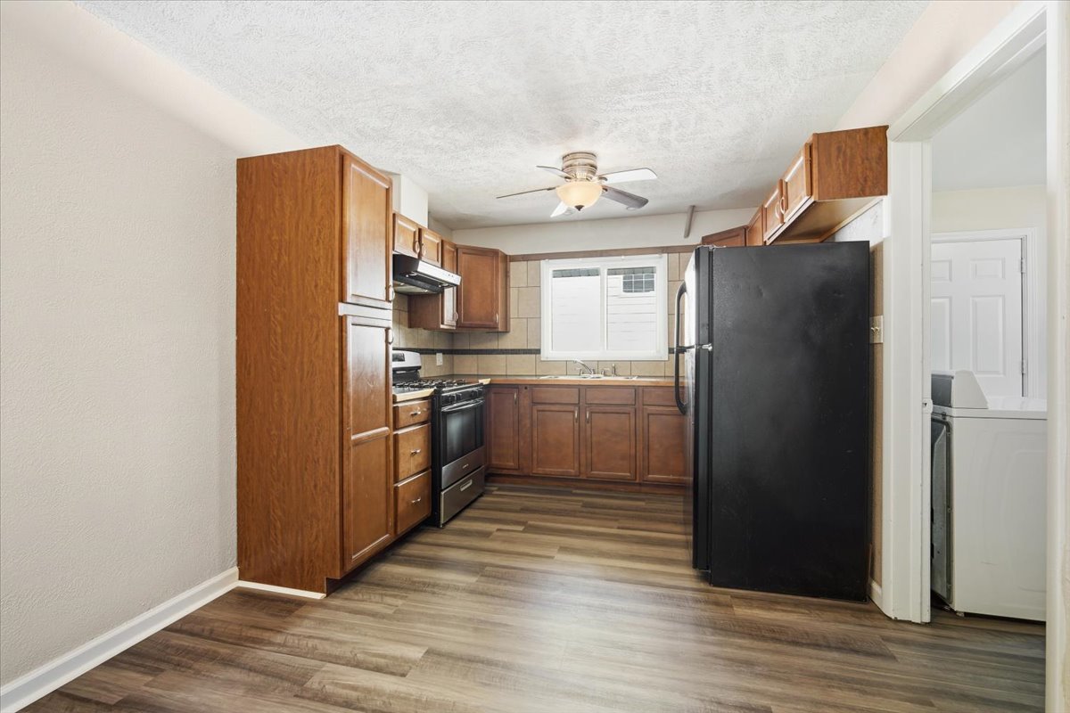 506 E College Avenue, Normal, IL 61761