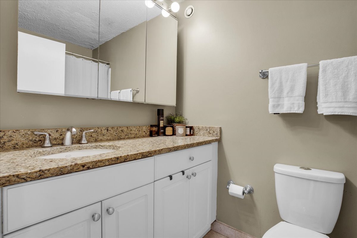 10 E Ontario Street #905, Chicago, IL 60611