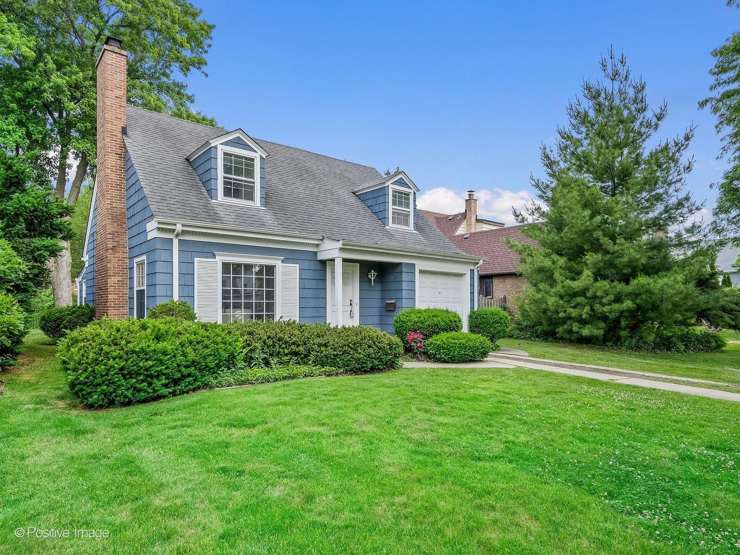 218 S Edgewood Avenue, La Grange, IL 60525