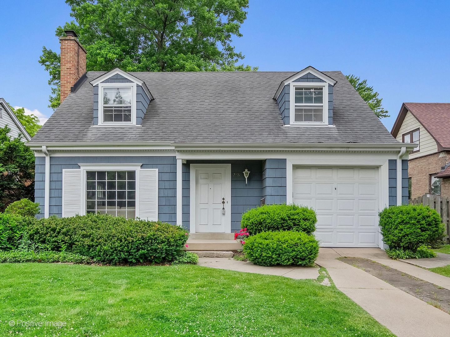 218 S Edgewood Avenue, La Grange, IL 60525