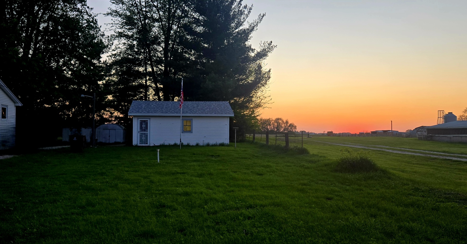 488 S 10000w Road, Bonfield, IL 60913