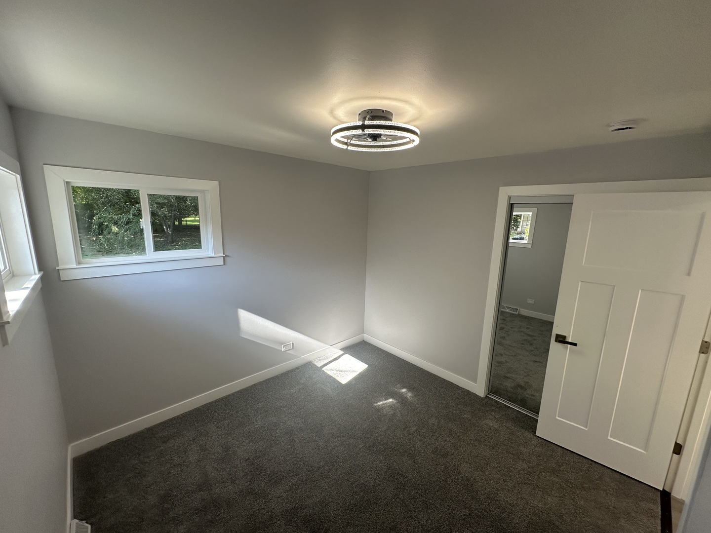 326 Indian Drive, Glen Ellyn, IL 60137