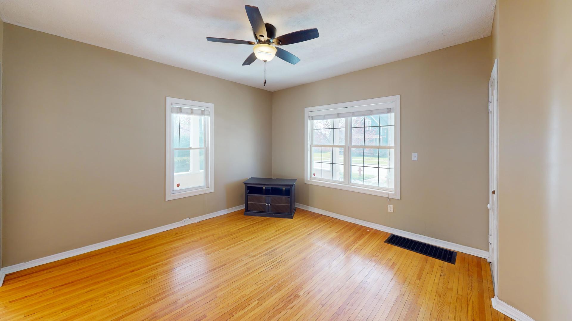 276 Morgan Street #1, Elgin, IL 60123