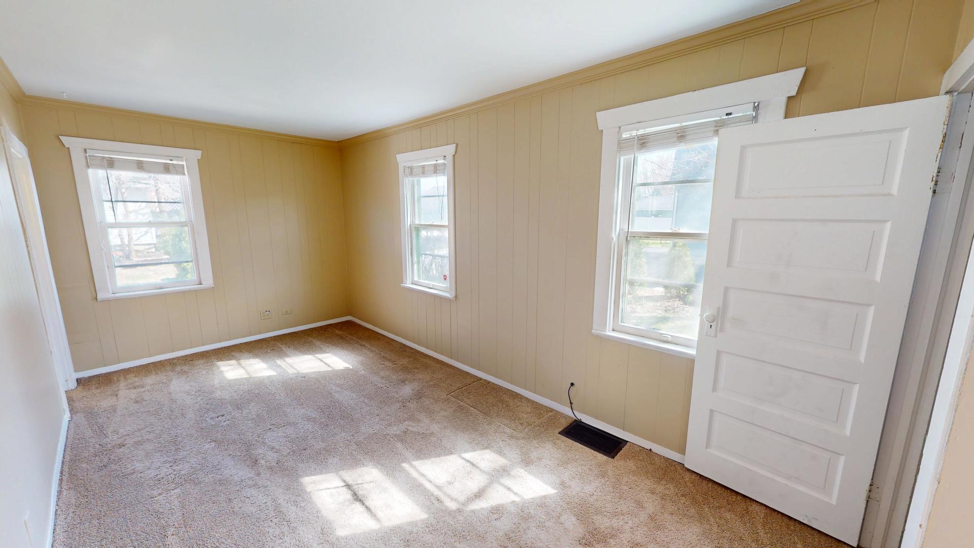 276 Morgan Street #1, Elgin, IL 60123