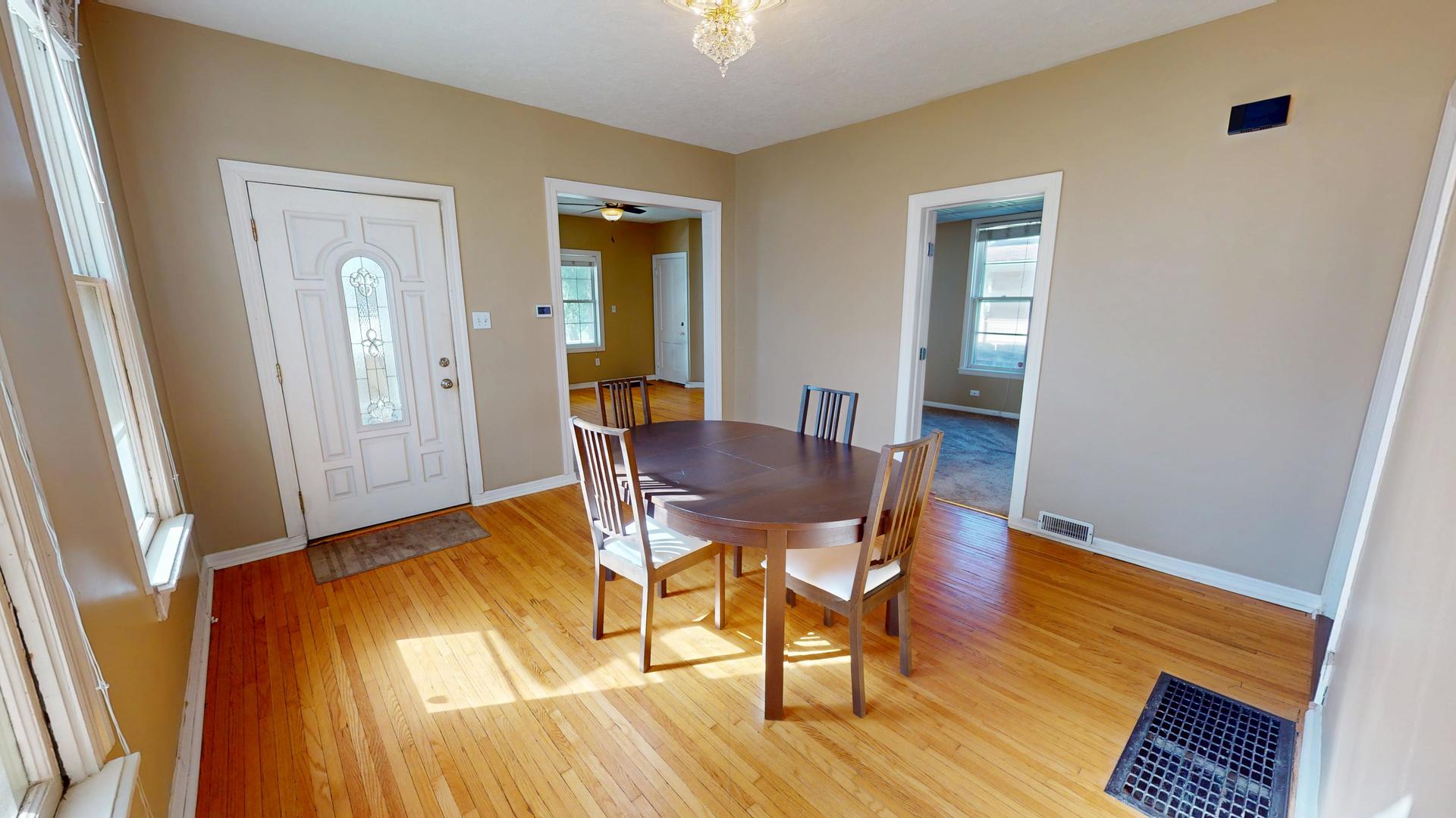 276 Morgan Street #1, Elgin, IL 60123
