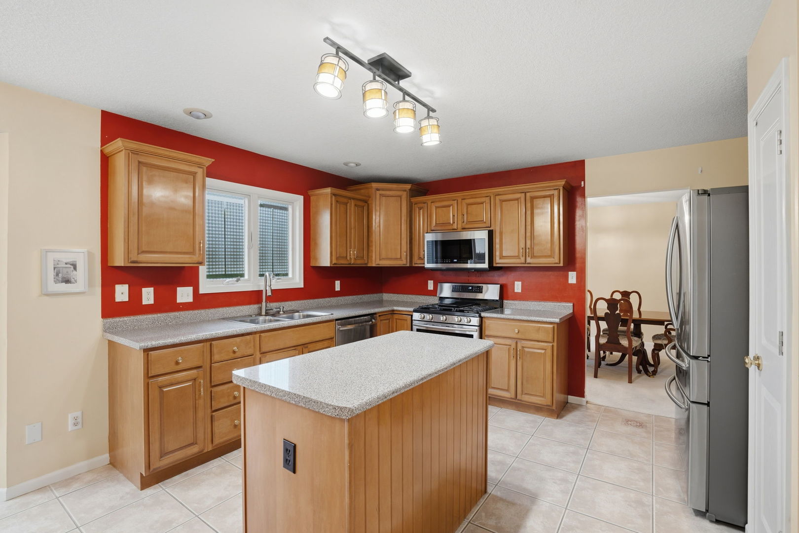 3415 79th Street, Moline, IL 61265