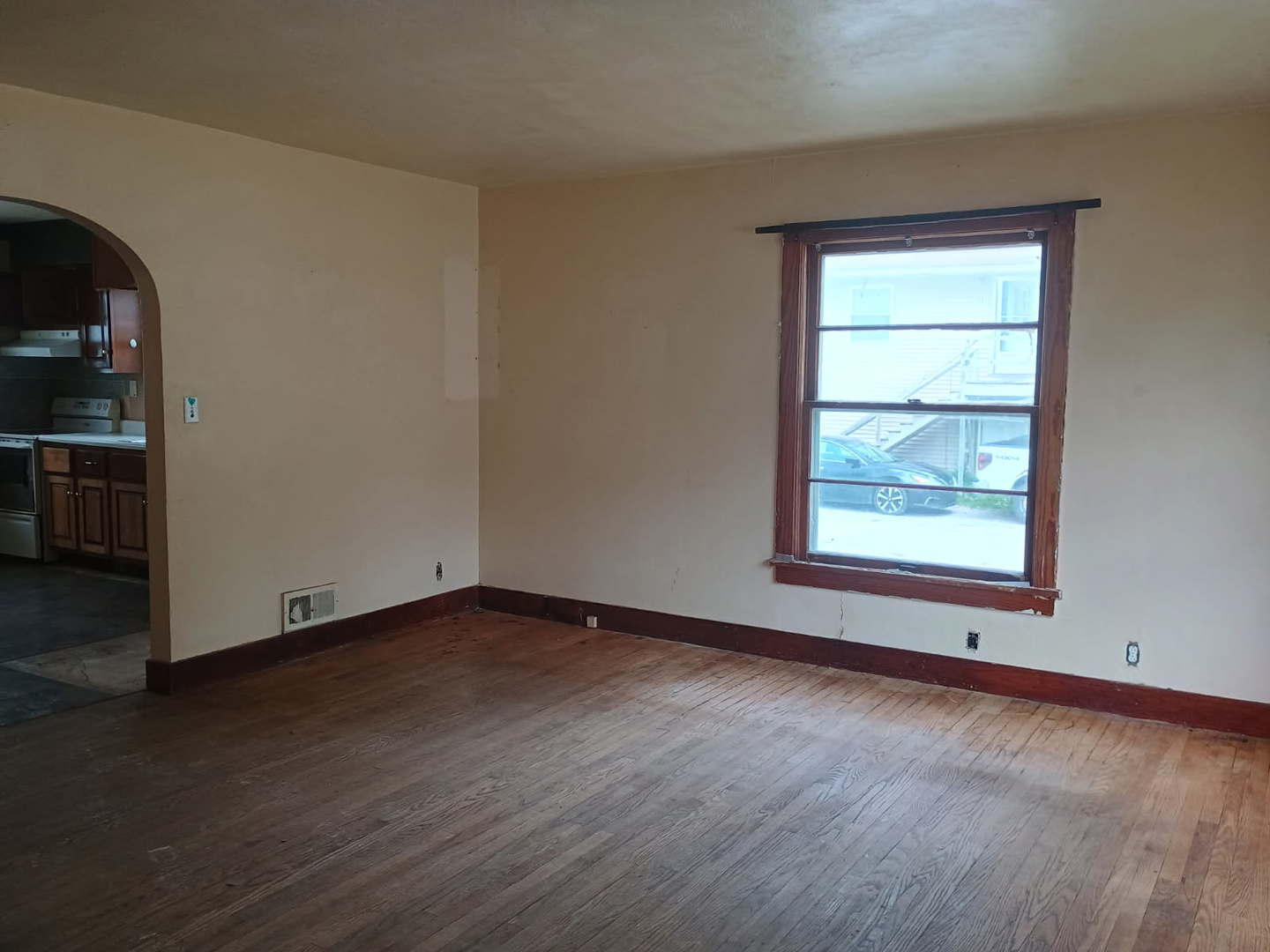 120 E Adams Street, Rushville, IL 62681