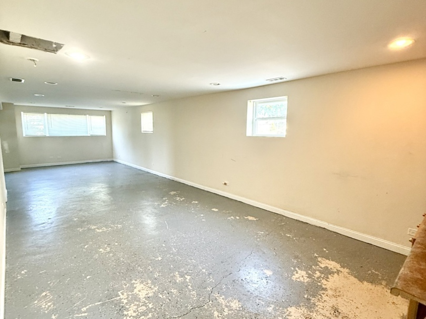 8356 S 78th Avenue, Bridgeview, IL 60455