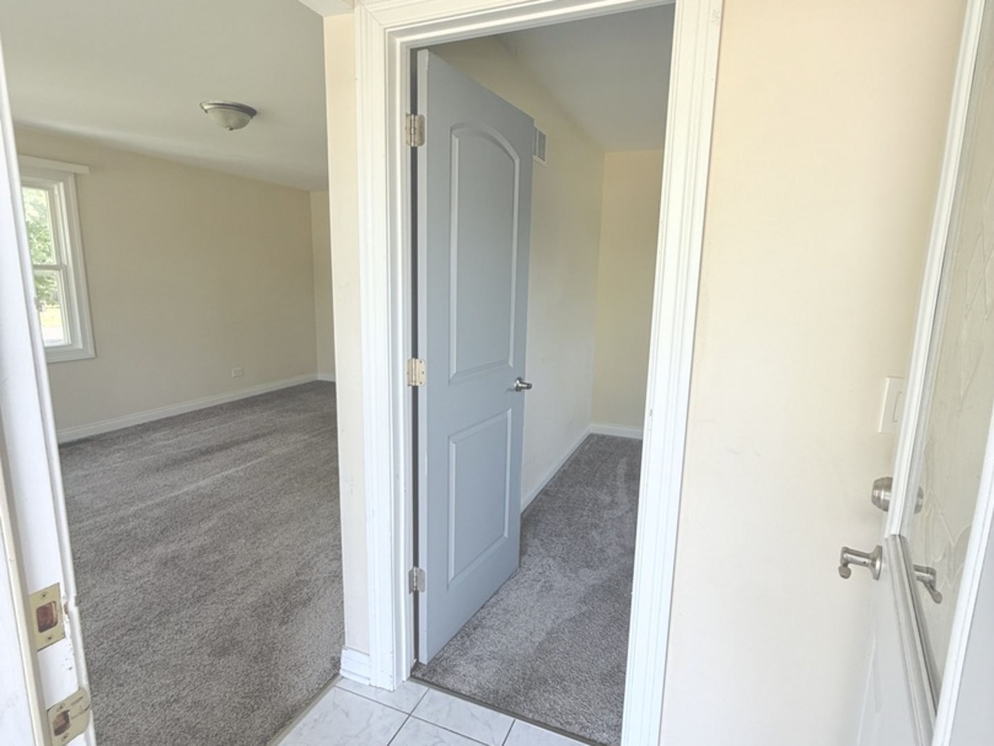 8356 S 78th Avenue, Bridgeview, IL 60455