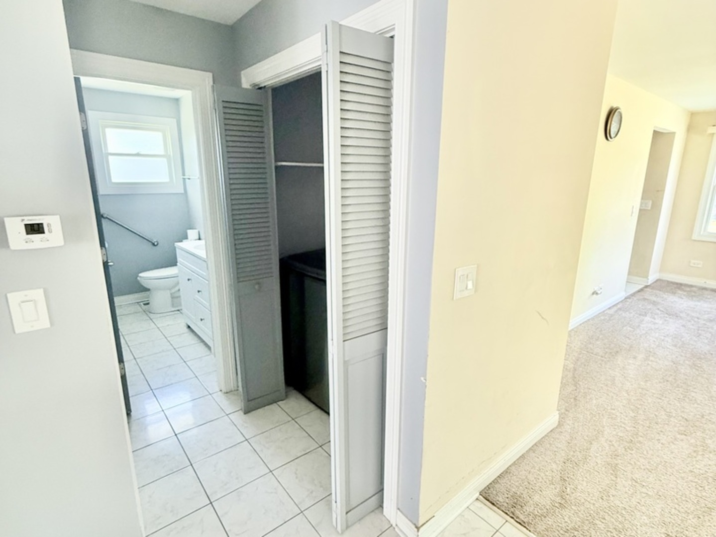 8356 S 78th Avenue, Bridgeview, IL 60455