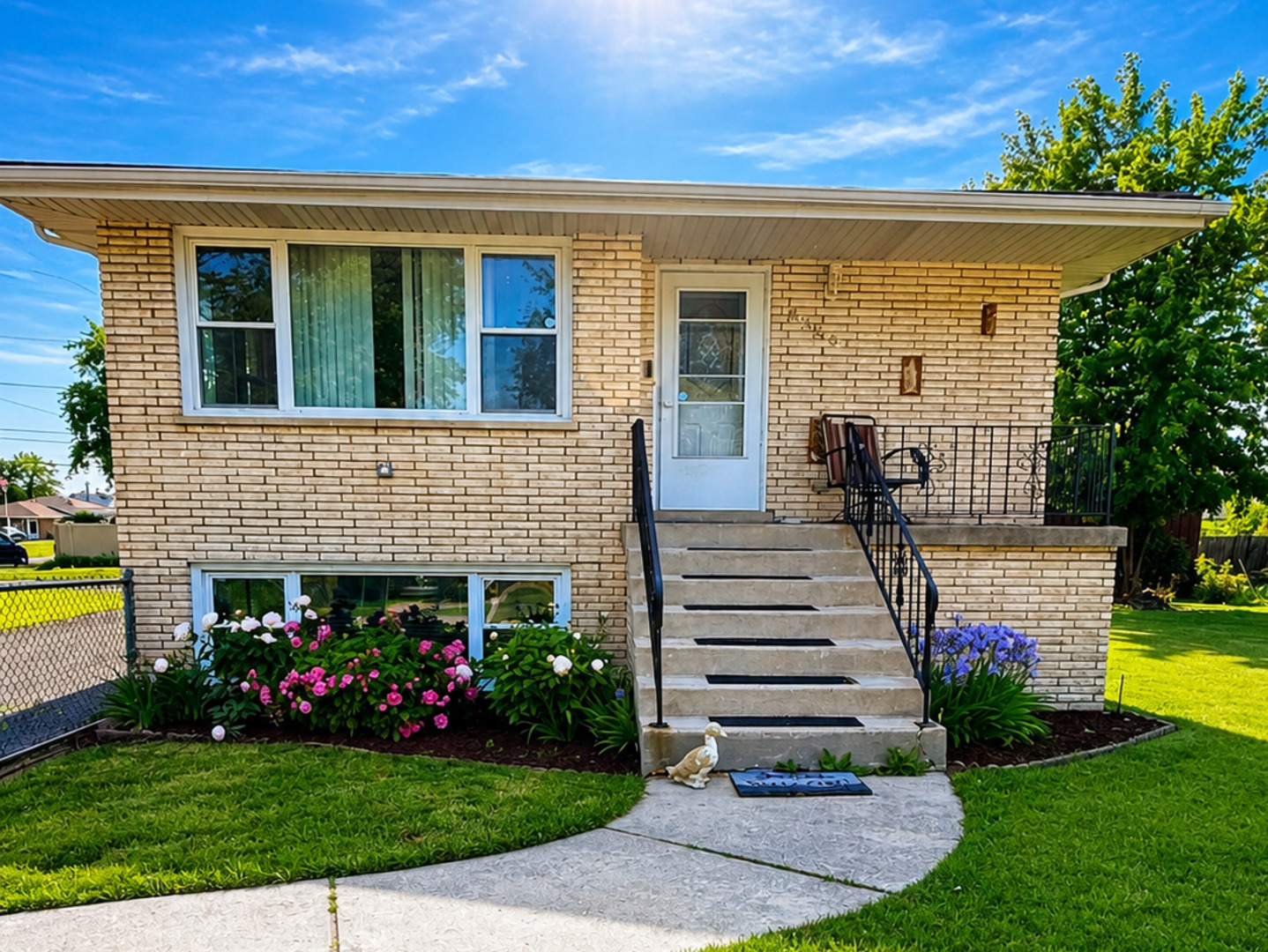 8356 S 78th Avenue, Bridgeview, IL 60455