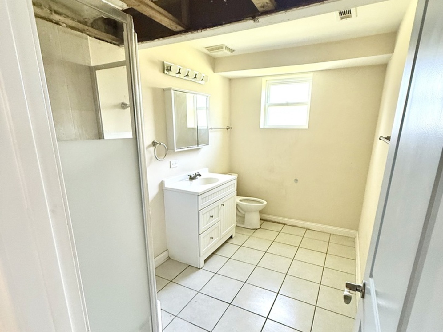 8356 S 78th Avenue, Bridgeview, IL 60455