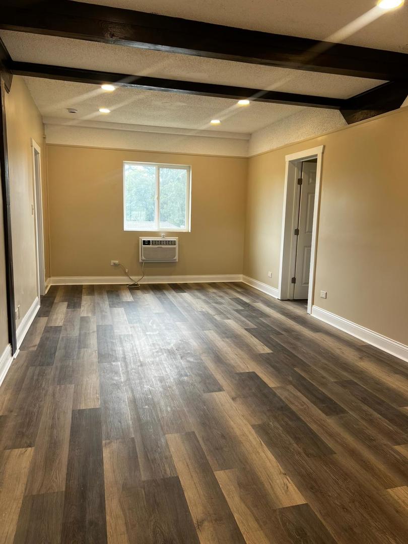 10102 Main Street #1A, Hebron, IL 60034