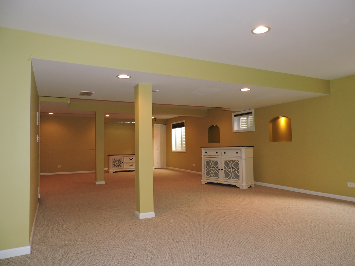 2906 Glenarye Drive, Lindenhurst, IL 60046