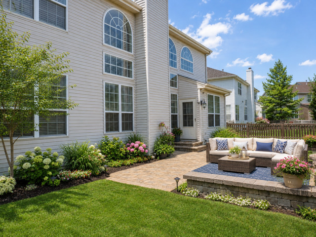 2906 Glenarye Drive, Lindenhurst, IL 60046