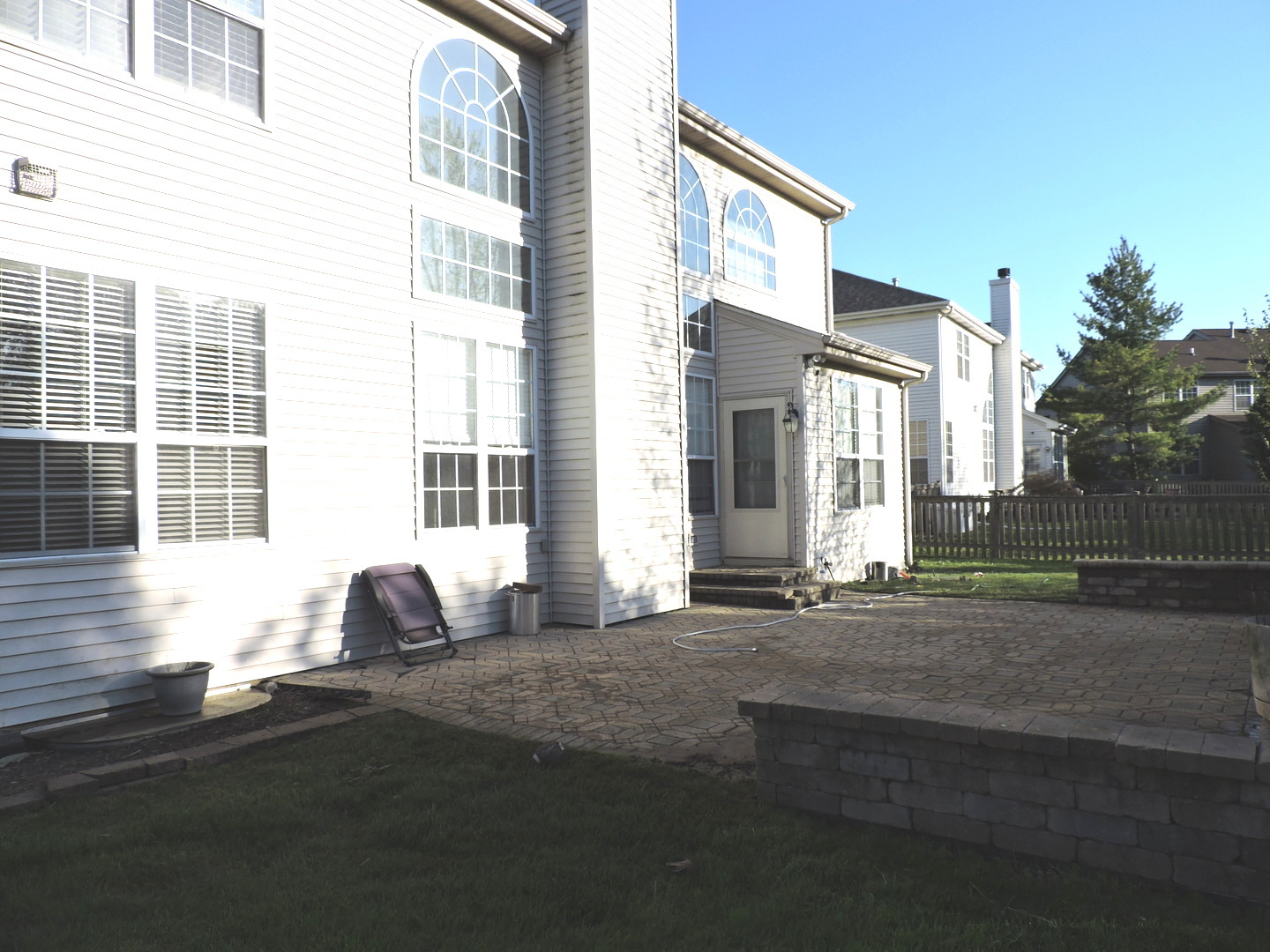 2906 Glenarye Drive, Lindenhurst, IL 60046