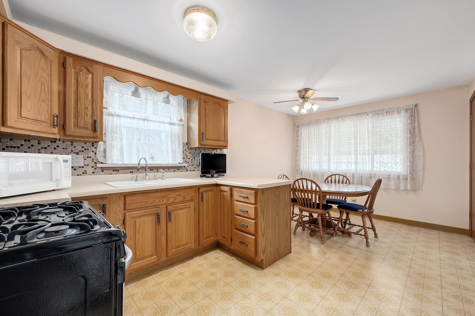 5918 S Mason Avenue, Chicago, IL 60638