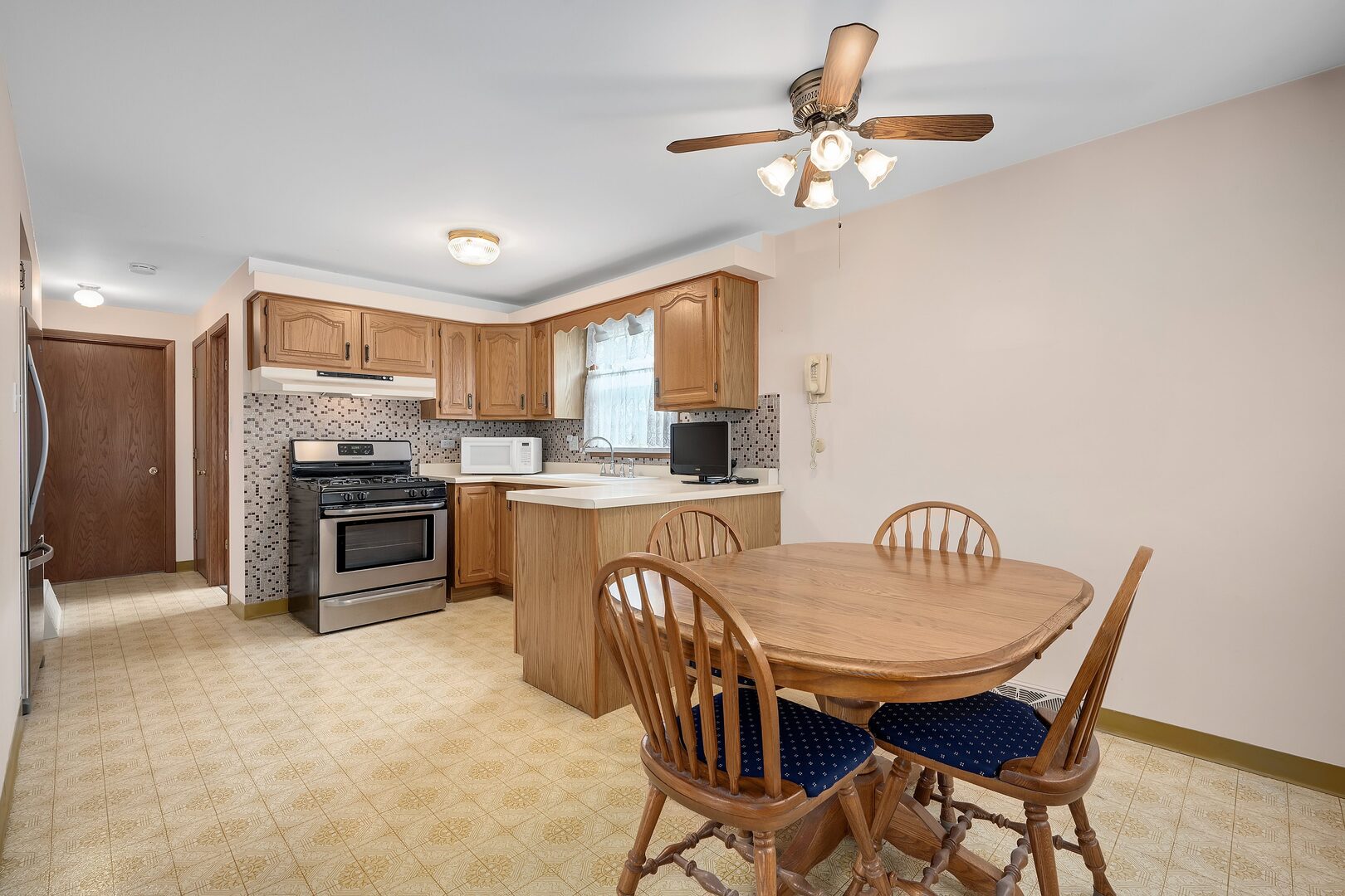 5918 S Mason Avenue, Chicago, IL 60638