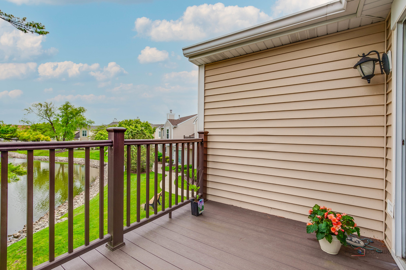 614 Le Parc Circle #22-2, Buffalo Grove, IL 60089