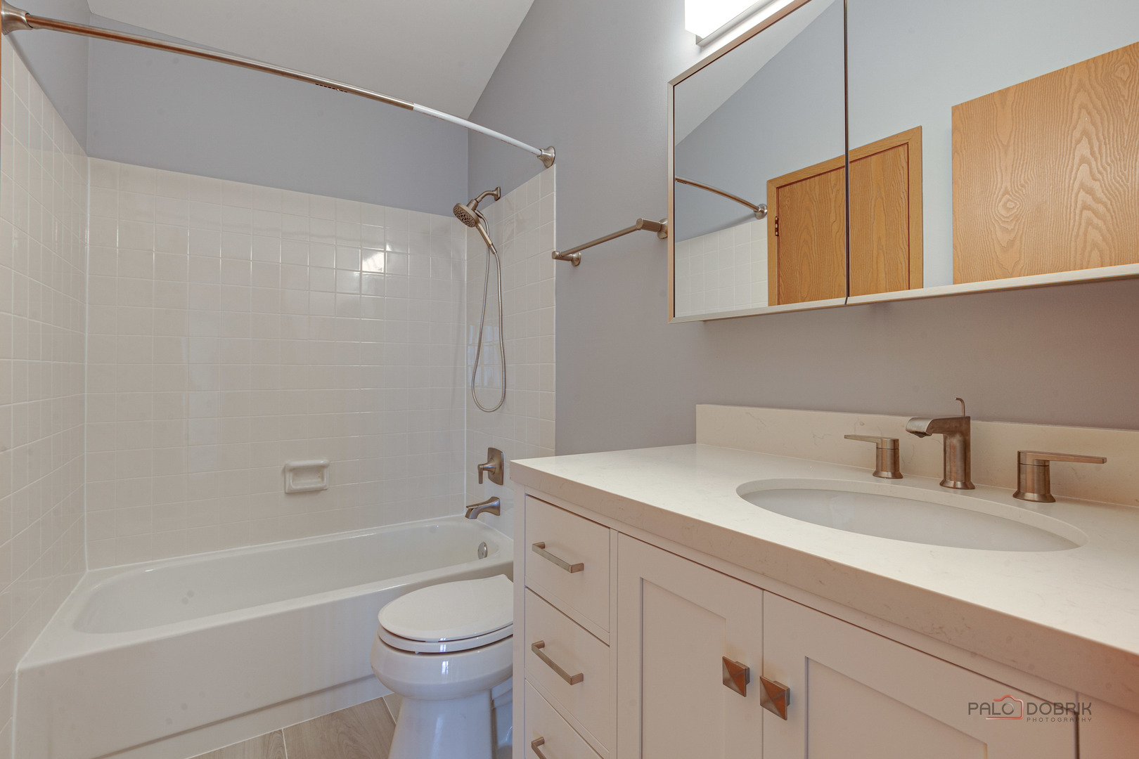 614 Le Parc Circle #22-2, Buffalo Grove, IL 60089