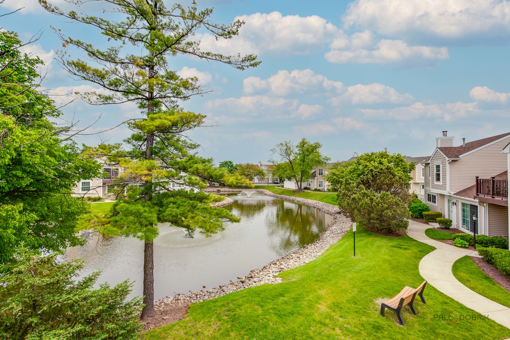 614 Le Parc Circle #22-2, Buffalo Grove, IL 60089