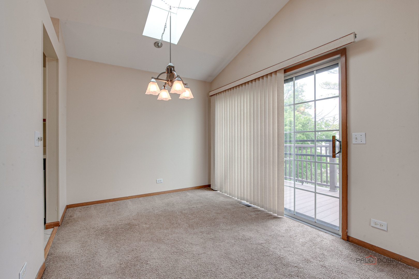 614 Le Parc Circle #22-2, Buffalo Grove, IL 60089